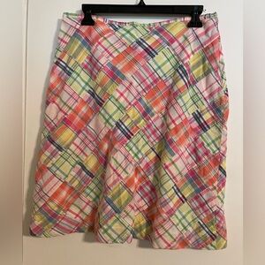 Brooks Brother 346 multicolor, plaid, lined skirt. Size 8. Good condition.